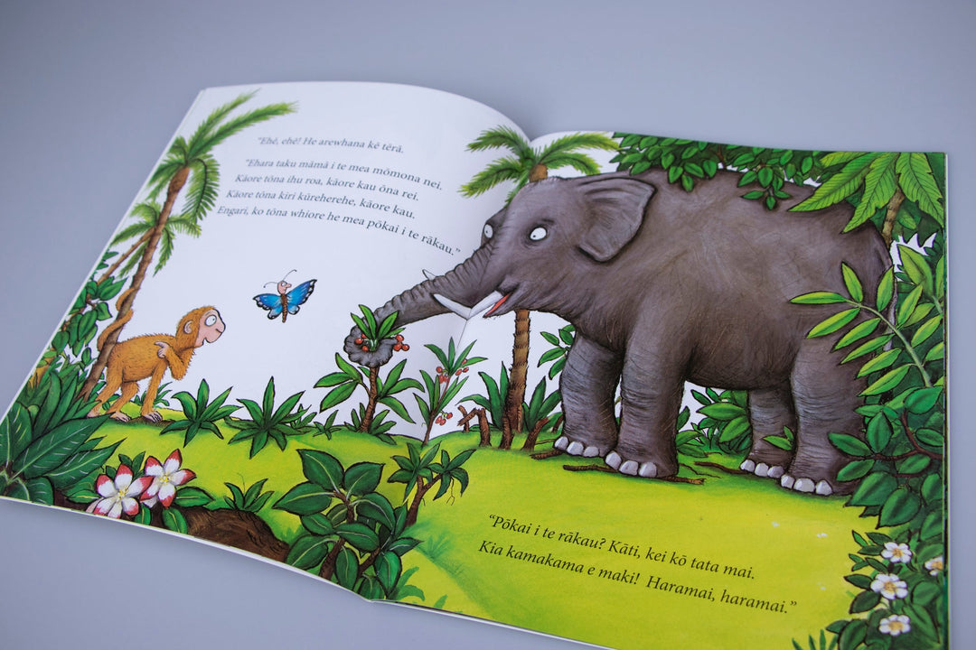 Kei Hea Taku Māmā by Julia Donaldson and Axel Scheffler