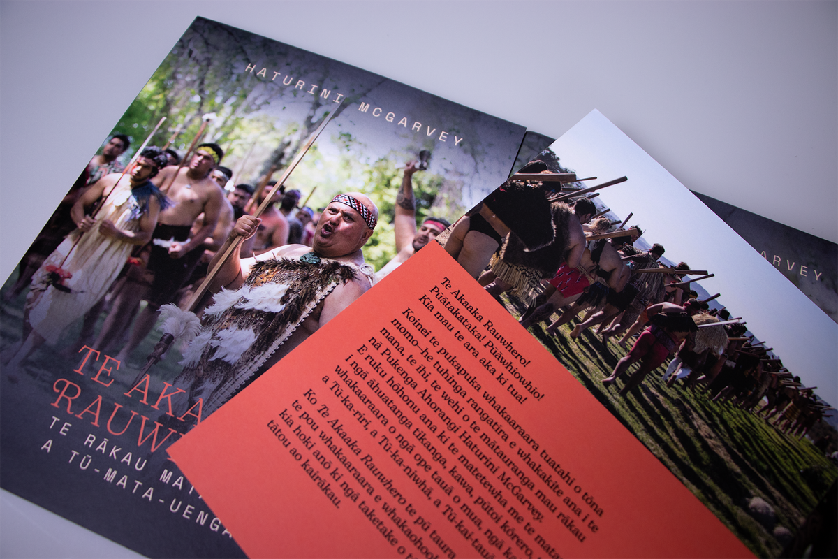 Te Akaaka Rauwhero: Te Rākau Matarua a Tū-mata-uenga